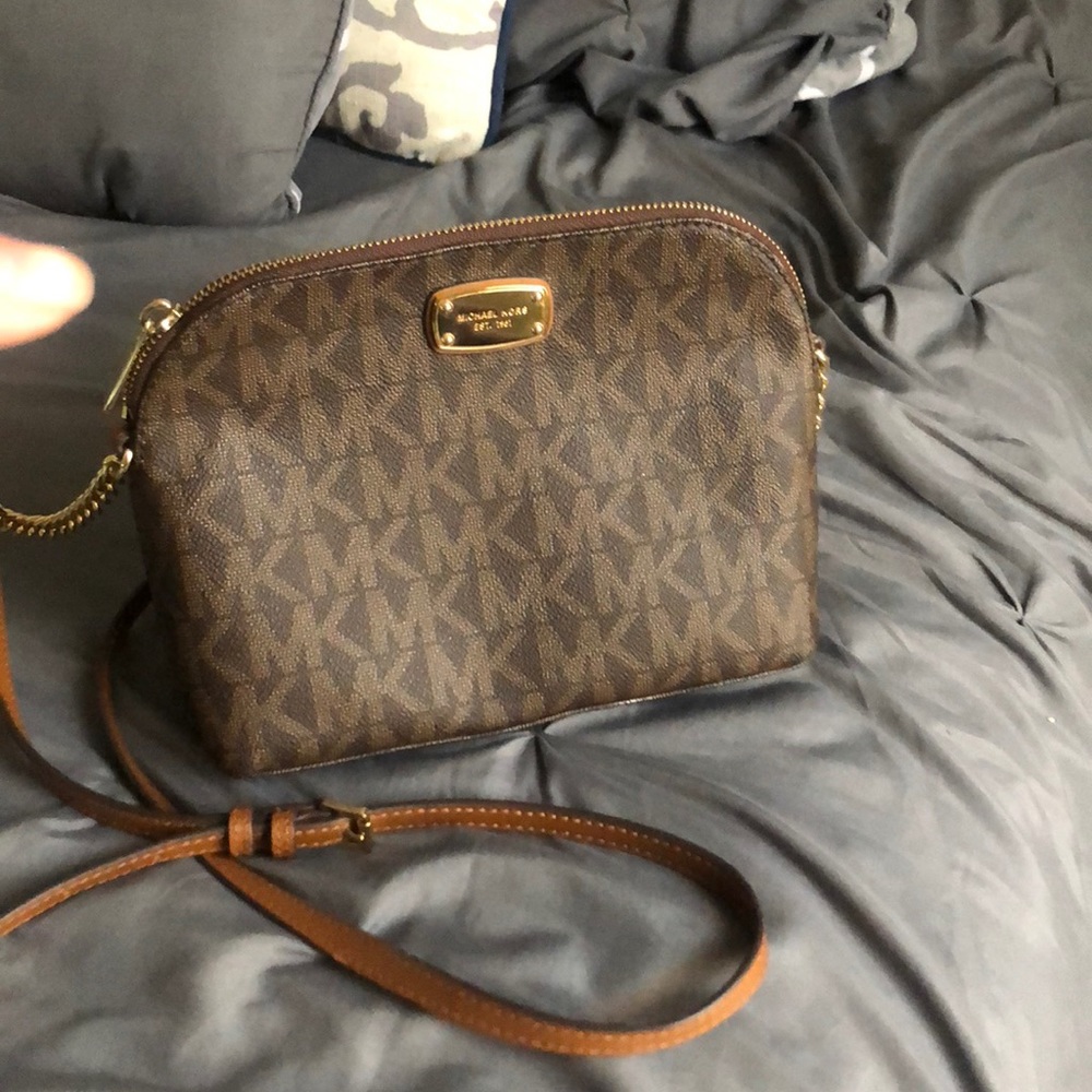 AUTHENTIC MICHAEL KORS BAG